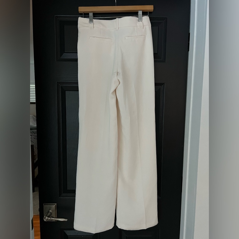 Aritzia Light Birch “Effortless Pants” low rise